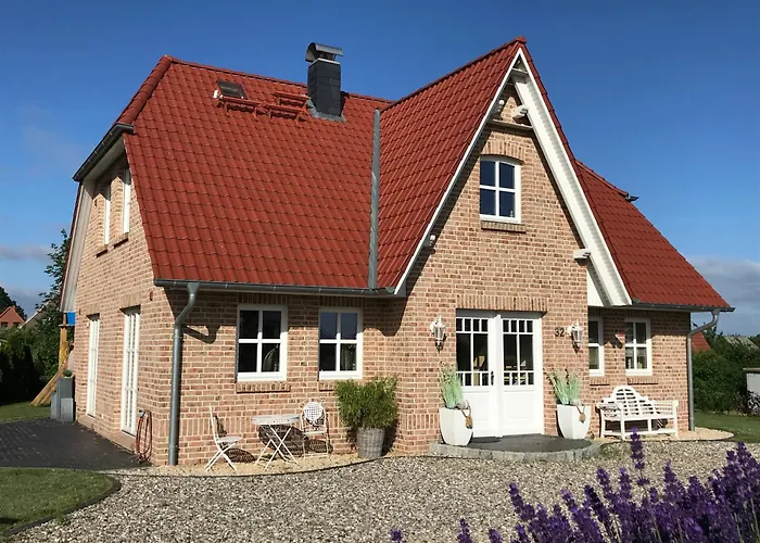 Strandhus  An Der Ostsee, Sauna, Kamin, Strandkorb, Free W-lan By Seaside *